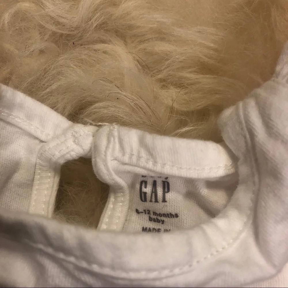 GAP baby white